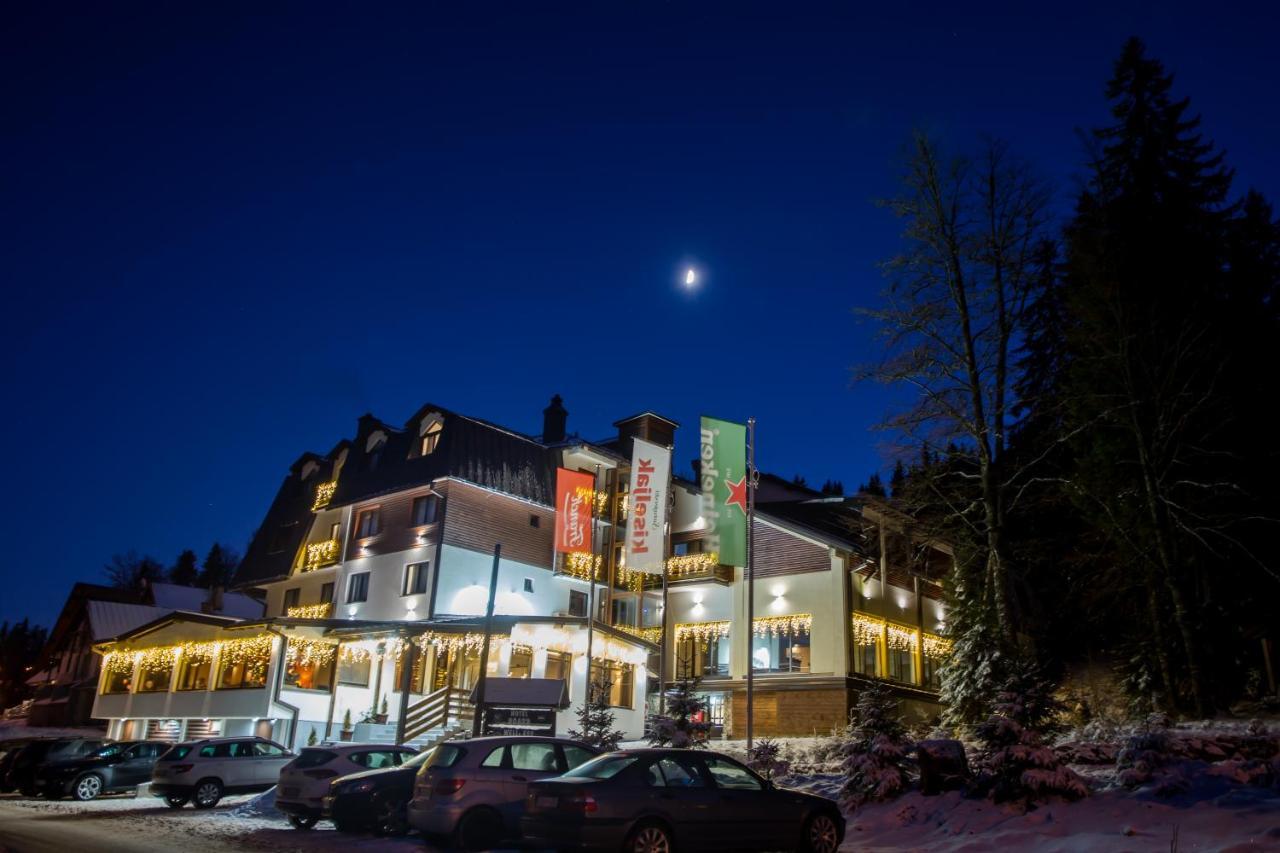 Hotel Board Jahorina Bagian luar foto