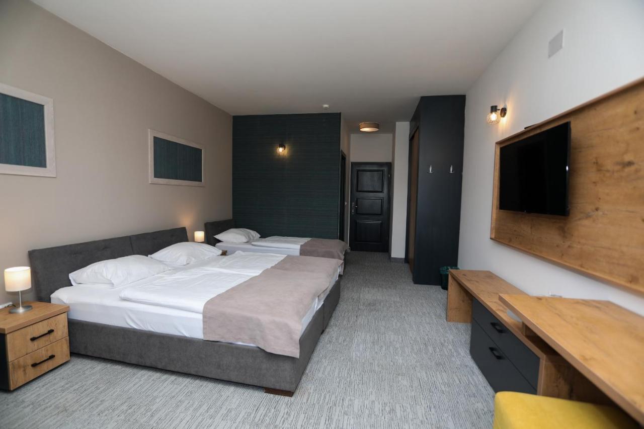 Hotel Board Jahorina Bagian luar foto