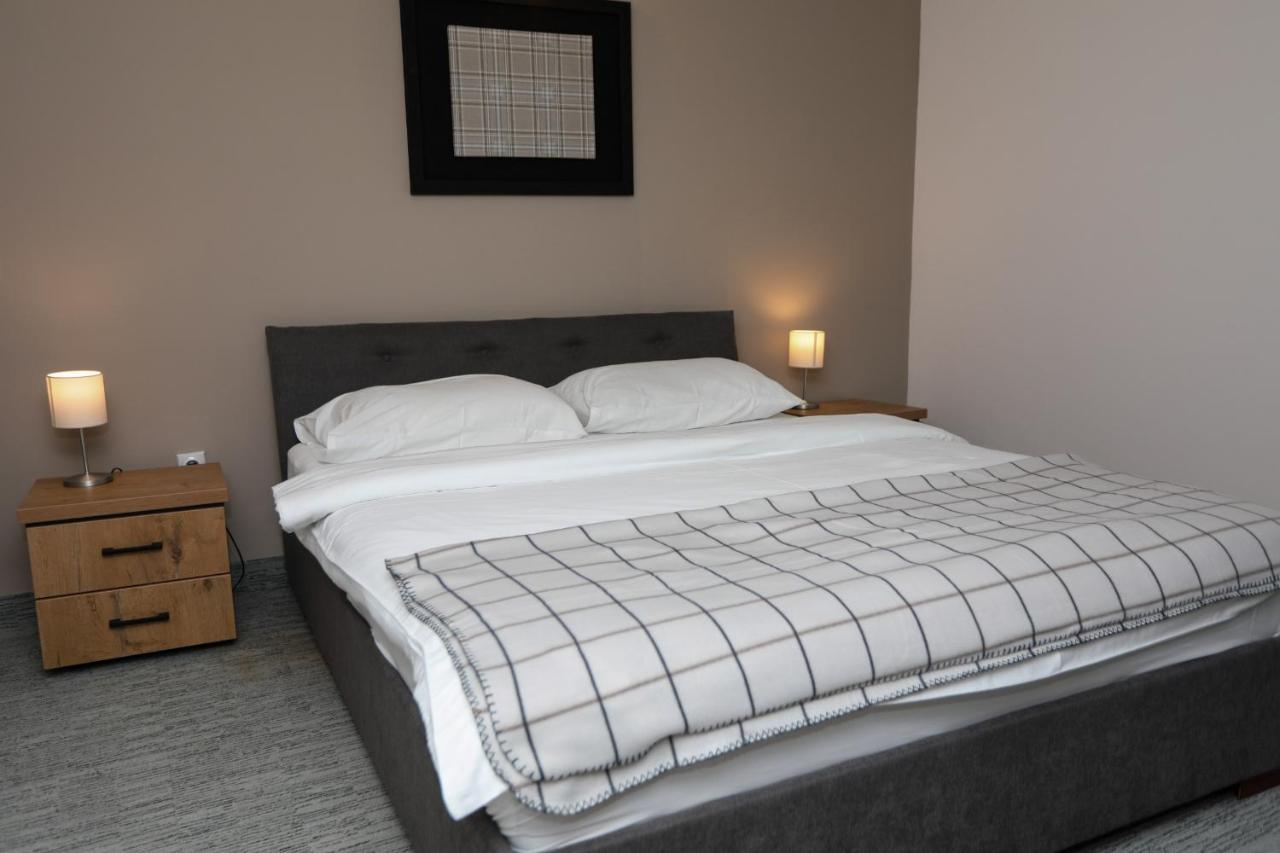 Hotel Board Jahorina Bagian luar foto