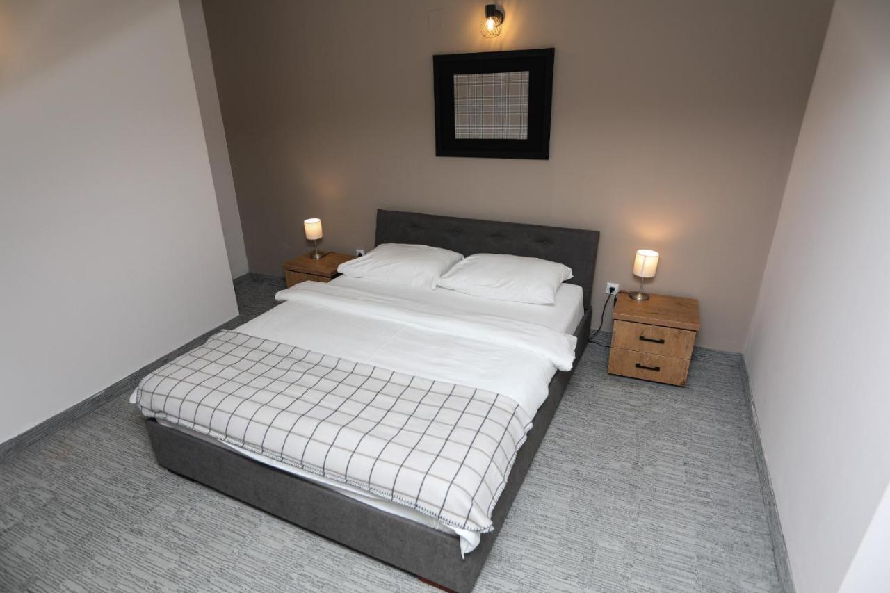 Hotel Board Jahorina Bagian luar foto