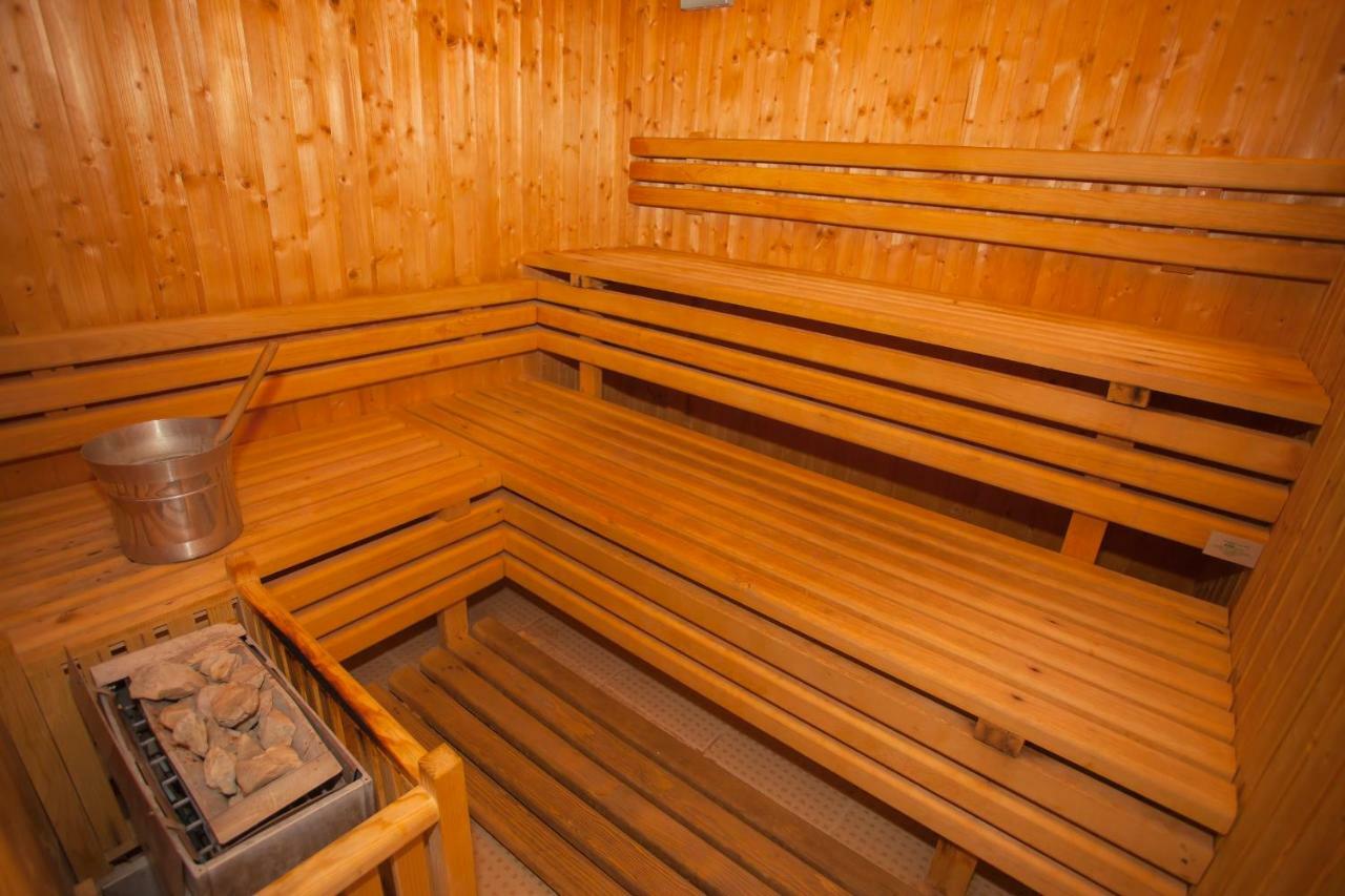 Hotel Board Jahorina Bagian luar foto